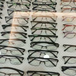 三葉眼鏡城（徐家匯店）聯(lián)系方式、地址、價(jià)格及營(yíng)業(yè)時(shí)間